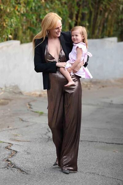 Rumer Willis and her daughter Louetta in 2025.