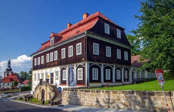 Soubor:Kamenický Šenov sklářské muzeum 3.jpg – Wikipedie