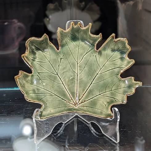 On Display — Burlington Potters' Guild