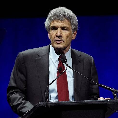 Alan Horn, longtime film executive, to retire from Disney