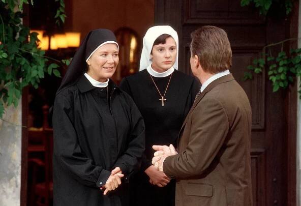 Um Himmels Willen - Sünden der Vergangenheit (S01E09) (2002)