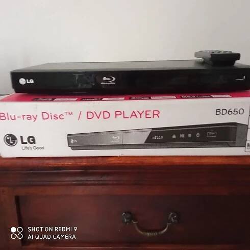 Blu- Ray/DVD PLAYER