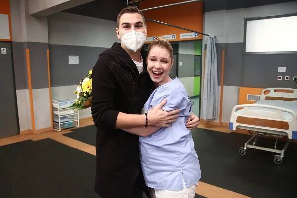Z potvory ze Sestřiček je dvojnásobná maminka: Porod dcery s pohádkovým jménem tajila!
