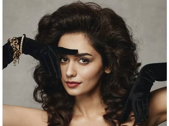 Manushi Chhillar’s Beauty Looks
