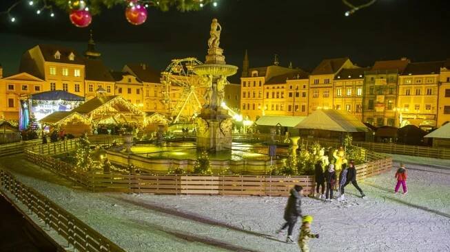 Vánoční Českobudějovický advent 2024: Ledová atmosféra, trhy a magická výzdoba