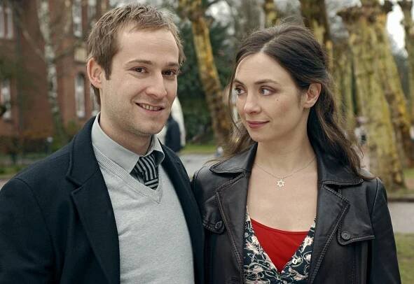 Otec Braun - Rabínovy zahrady - Z filmu - Niels Bruno Schmidt, Julia Richter