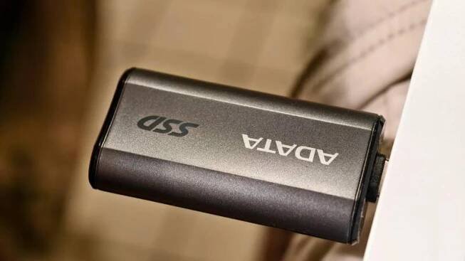 Recenze: Adata SC750 1TB – malý a rychlý externí SSD i pro Apple a konzole