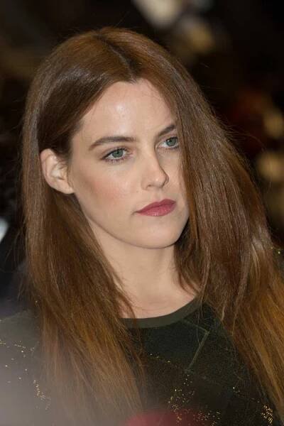 Riley Keough Personal Shopper Cannes premiere 2016