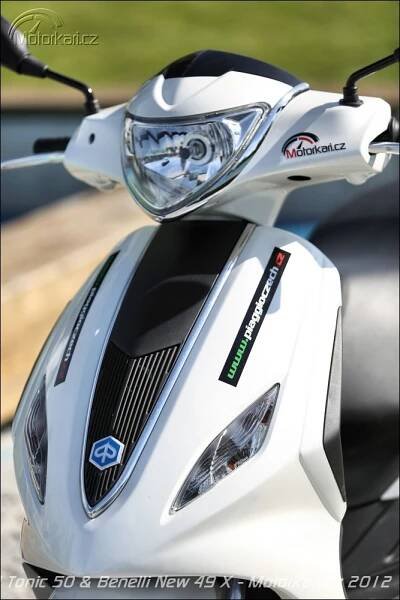Fotogalerie Piaggio Fly 50 & Sym Tonic 50 & Benelli New X 49 | Motorkáři.cz