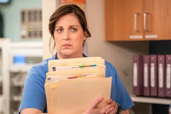 St. Denis Medical - Welcome to St. Denis - Z filmu - Allison Tolman