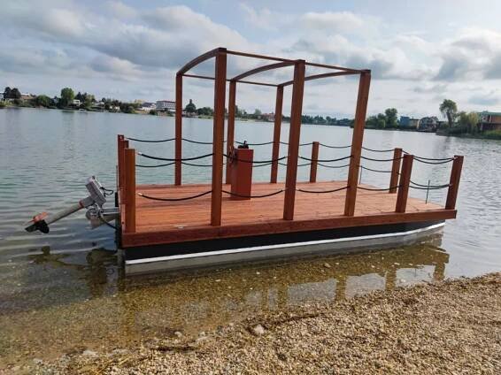 Katamaran 5,1 x 2,5m | Shiptech.sk