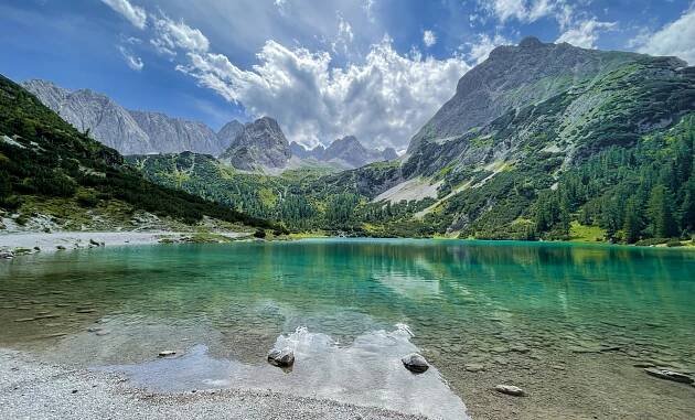 Seebensee & Drachensee: Hike to the Lakes in Ehrwald, Tyrol