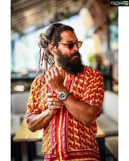 Vikram - 1 Million Likes - #ps2 tour. Hyderabad vosthae vuntunnaanu. 🤩 @shravyavarma @teerathdoshi