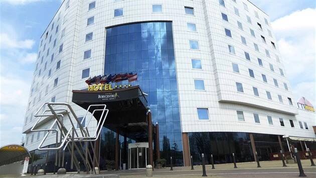 Kdysi slavné Boby centrum zase postupně ožívá, hotel je znovu celý v provozu.