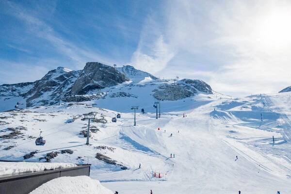 Kam za sněhem o Velikonocích? Objevte Zillertal, kde se lyžuje celý rok