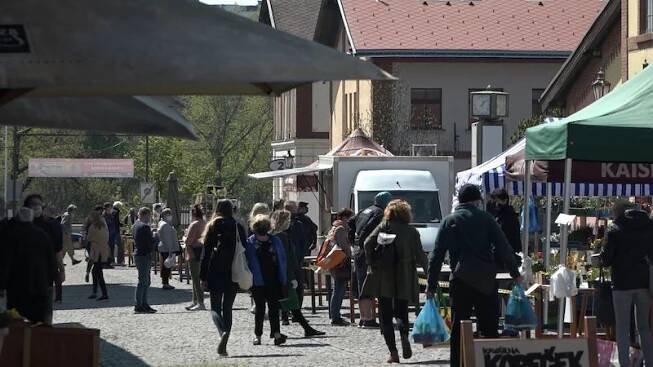 Pražská tržnice otevřela po měsíci farmářský trh