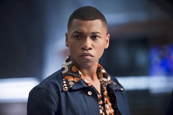 Legendy zítřka - Pilot, Part 2 - Z filmu - Franz Drameh