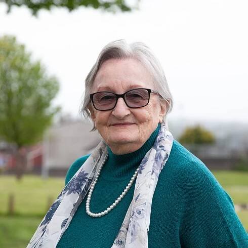 Ms Mary Boyle