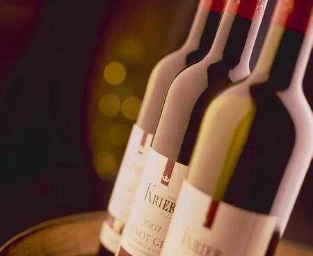 Kvalitní a levná vína z příjemných vináren v Olomouci - Sokolská, Univerzitní | Wine Club Olomouc - levné a kvalitní vína