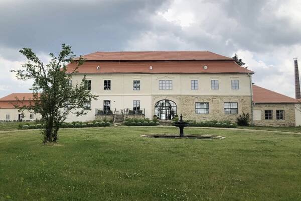 Areál v Kravsku je nejlépe opravenou památkou... | iROZHLAS - spolehlivé zprávy