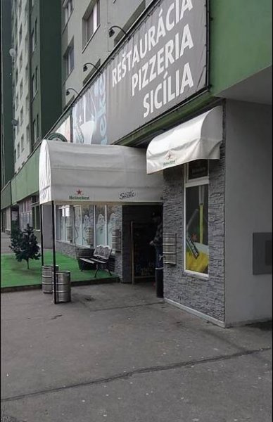 Sicília pizzeria a reštaurácia : Bratislava : PAPANICA