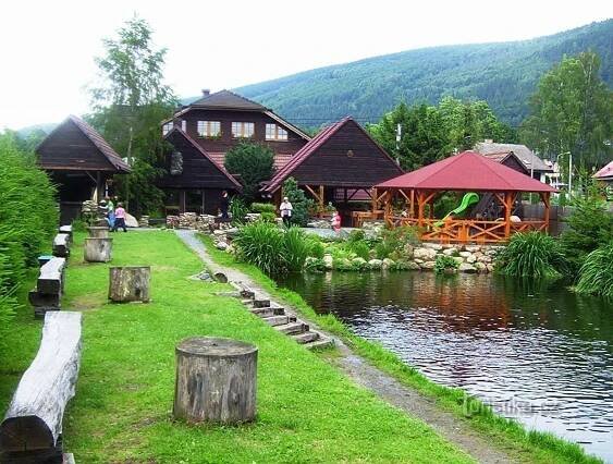 Mnichov-Rybářská bašta-restaurace s rybníčkem-Foto:Ulrych Mir.