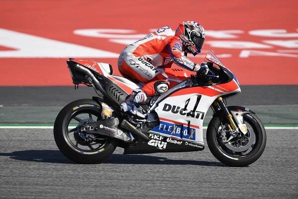 Kvalifikace MotoGP Barcelona -výbuch Yamahy a vítězný Dani Pedrosa - MOTOHOUSE