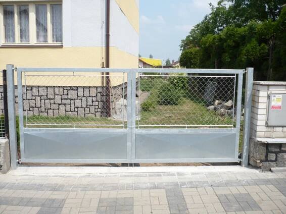 Oploceni.org - oploceni zahrad a pozemků, Praha