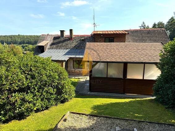 Prodej rodinného domu 6+kk situovaného na polosamotě v obci Mostek, okres Trutnov | Reality.iDNES.cz 