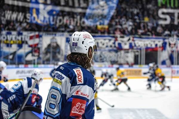 HC Kometa Brno » Reportáž ze zápasu: Kometa - Litvínov 4:2 » Kometa přehrála Litvínov, průběh utkání řídila první formace