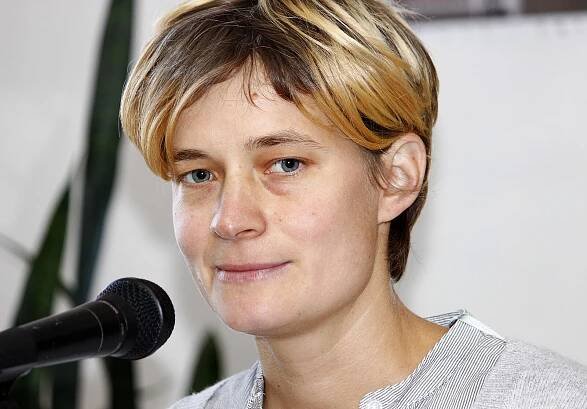 Petra Hůlová – Wikicitáty