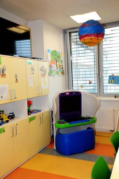 Klinika dětské neurologie 2. LF UK a FN Motol - Fakultní nemocnice v Motole