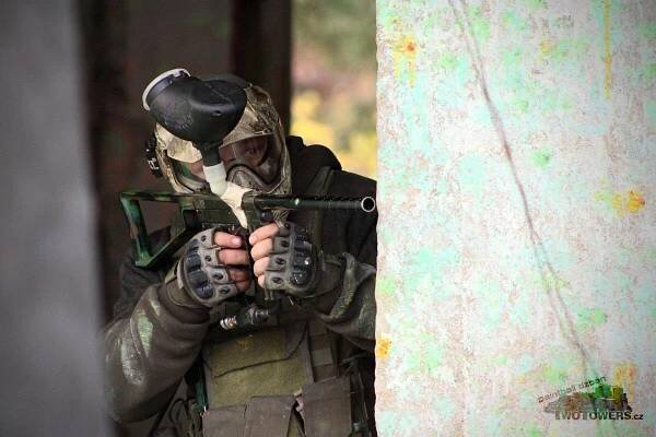 Paintball v TwoTowers Vrané nad Vltavou- jedinečná hra v prostorách bývalých papíren