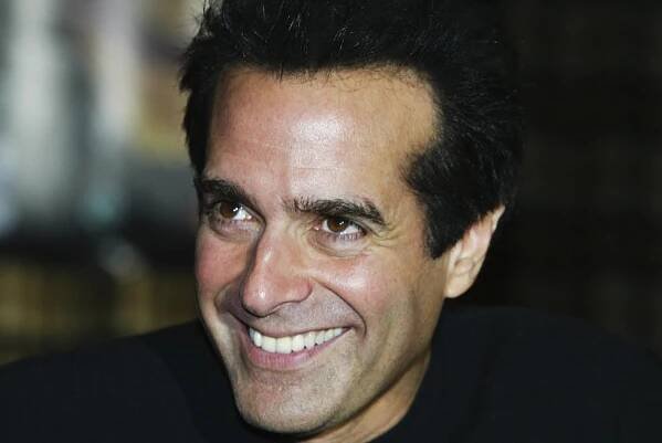 Iluzionista David Copperfield slaví 65: »Přičaroval« si věčné mládí?!
