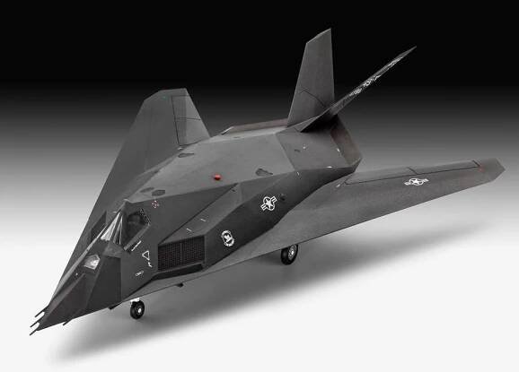 Revell Lockheed Martin F-117A Nighthawk 1:72 03899