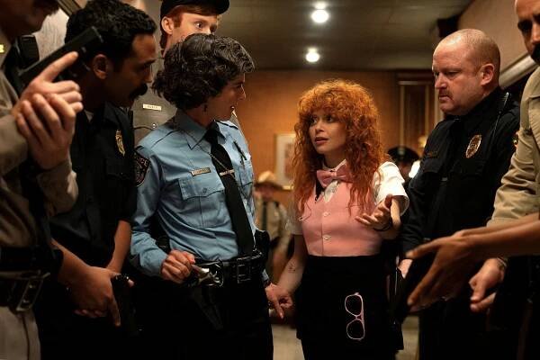 Gaby Hoffmann, Natasha Lyonne, and Ben Marshall in Poker Face (2023)