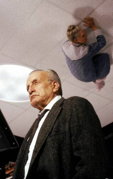 Vymítač ďábla III - Z filmu - George C. Scott