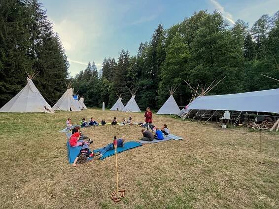 O víkendu nám skončil tábor v teepee