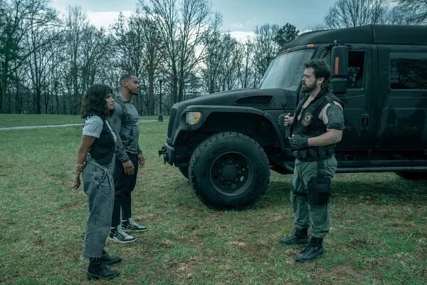 Doom Patrol - Butt Patrol - Z filmu - Diane Guerrero, Joivan Wade, Tommy Snider