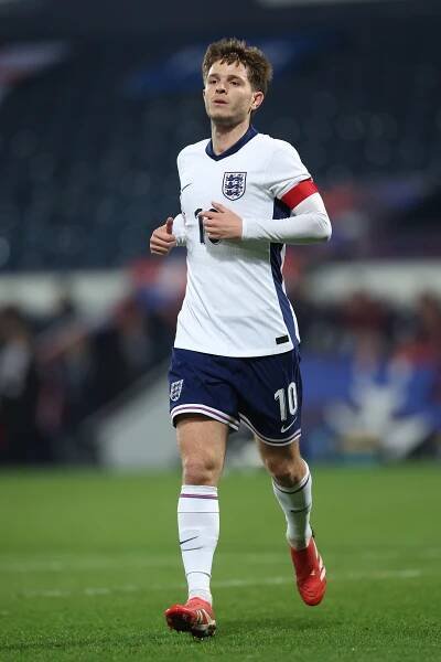 James McAtee of England's U21 team on the pitch.