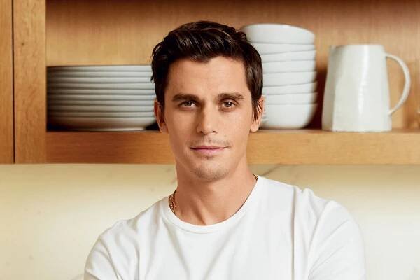 Antoni Porowski Opens Up About Anxiety, Red Lobster, and Hanging Out With Martha Stewart