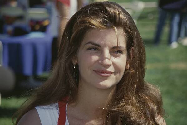 90s beauty - kirstie alley