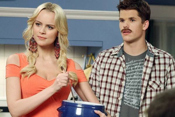 Zoufalé manželky - Vyhrát může jenom jeden - Z filmu - Helena Mattsson, Max Carver