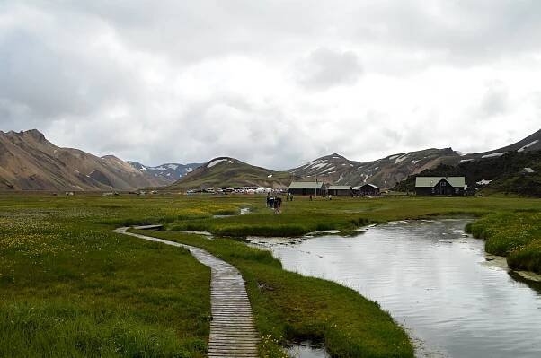 Duhovými horami z Hrafntinnuskeru do Landmannalaugaru — (Skógar-Landmannalaugar, den 4.) | Naše toulání