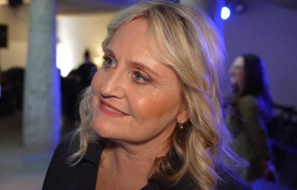 Regina Řandová sdílela fotky své další veselky: „Byl svatební dort, kytka a rozbíjení talíře“ - Zivot