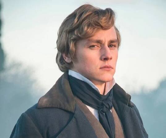 Ben Hardy Biography - Facts, Childhood, Family Life & Achievements