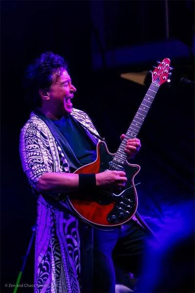 Experience Queen with Jesse Agan - Photos