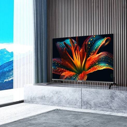 43" CHiQ U43QM8V
