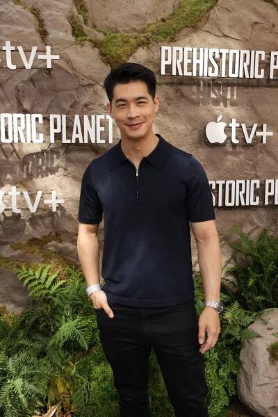 Apple’s “Prehistoric Planet” premiere screening at AMC Century City IMAX Theatre in Los Angeles, CA on May 15, 2022 - Eddie Liu - Prehistorická planeta - Z akcí