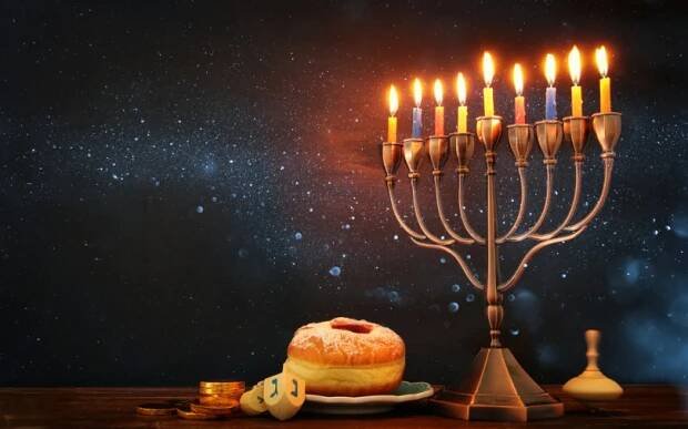 Galerie: Křesťanům začíná advent, Židům chanuka - Fotka 2 - Echo24.cz